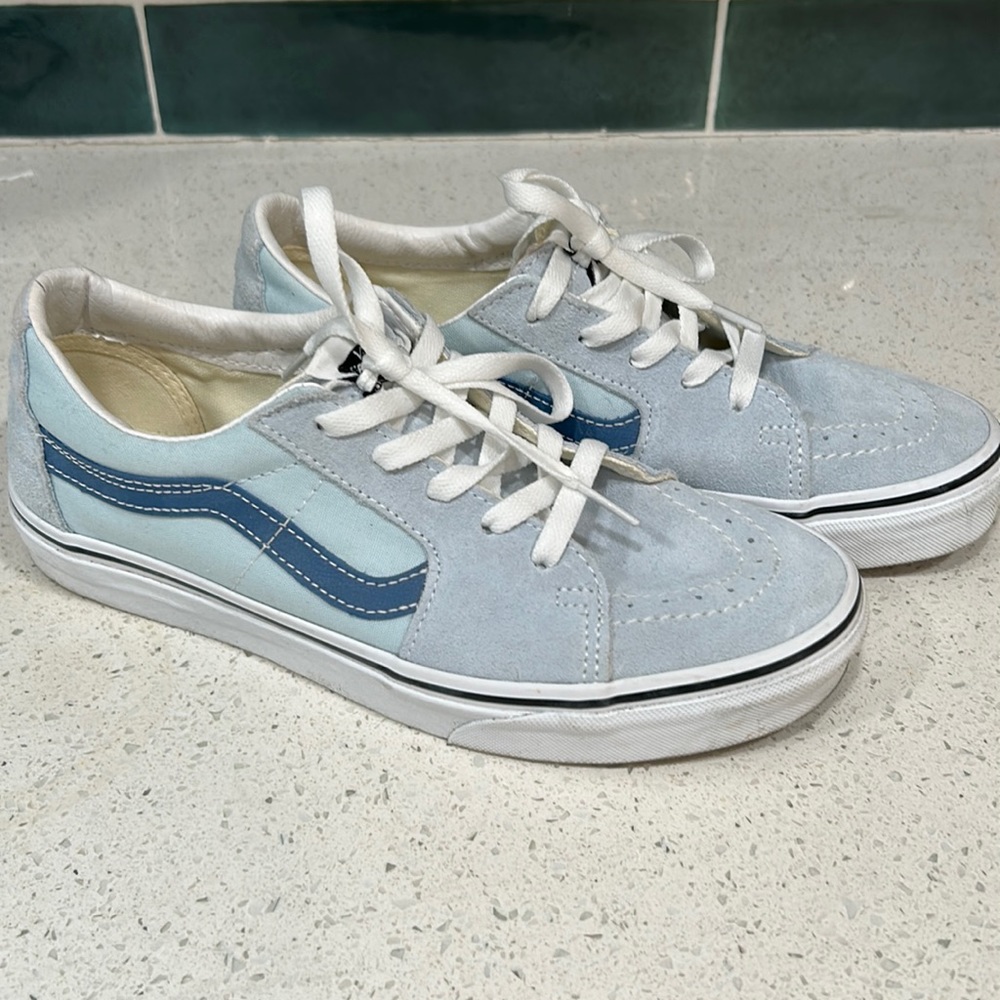 Light blue suede low top vans in ladies 9.5, men’s 8. Excellent condition, clean